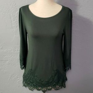 SALE$10* WHBM - Green Lace Trimmed Top